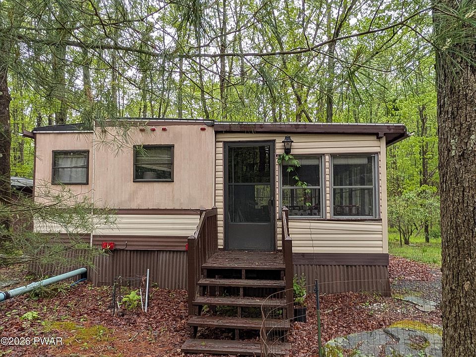 1st image of 604 Shohola Ln