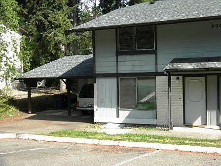 2nd image of 800 SW Harrier Cir APT 1