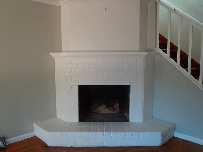 2231 Edwards St — Photo 4
