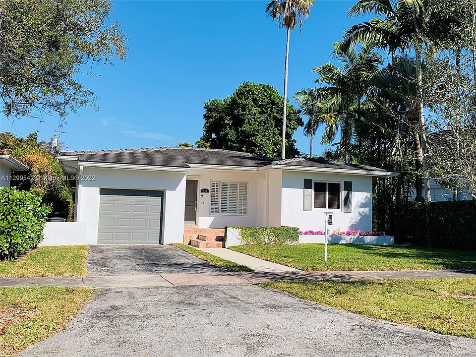 1st image of 535 Luenga Ave
