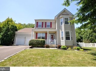 25 Gaskin Dr, Burlington, NJ 08016