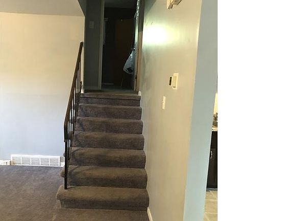 4th image of 417 N 3rd Ave #417