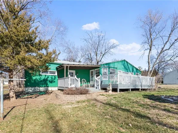 11321 W 53rd Ter, Shawnee, KS 66203