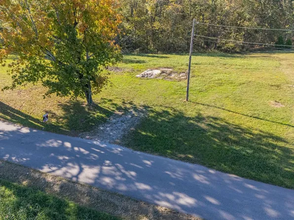 147 Massey Rd, Bowling Green, KY 42101