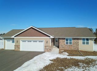 2191 Park Vista Pl, Mosinee, WI 54455