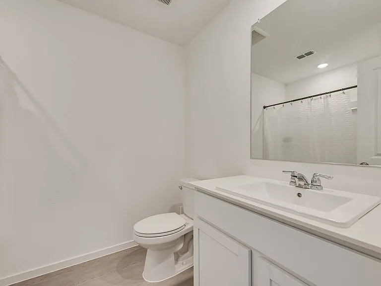 14112 Hammersmith St — Photo 12