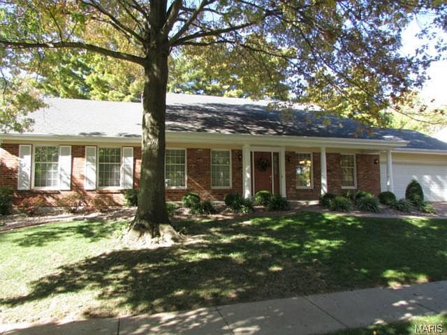 1st image of 645 Clovertrail Dr