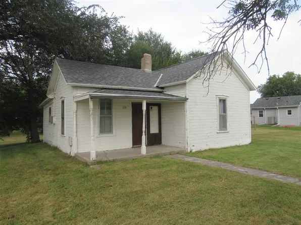 211 E Pine St, Kenesaw, NE 68956