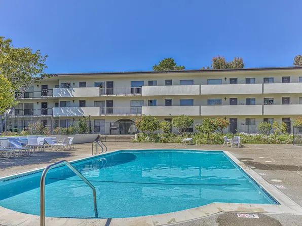 500 Glenwood Cir APT 2210, Monterey, CA 93940
