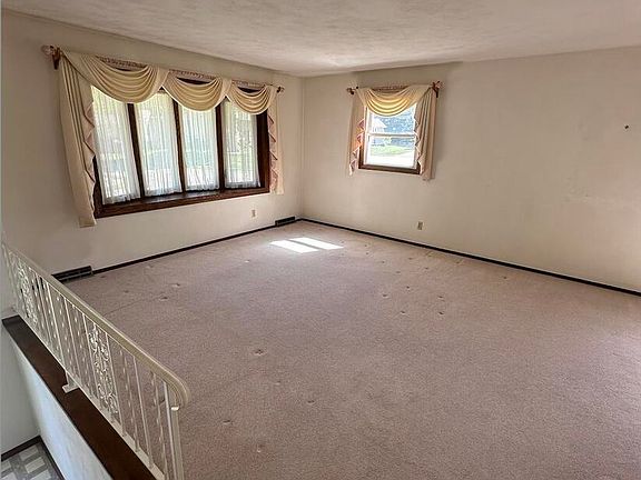 4th image of 1034 Monticello Dr
