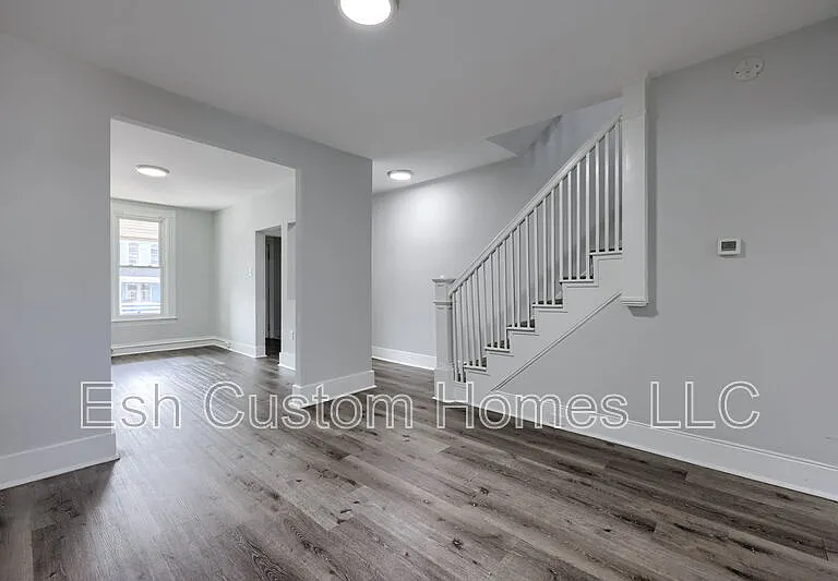 611 S Prince St — Photo 20