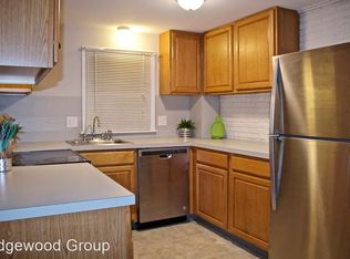 1370 Smith St APT 14, North Providence, RI 02911