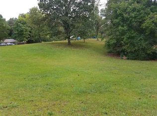 298 S East St, Decaturville, TN 38329