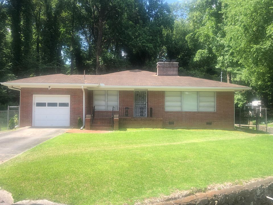 1st image of 215 W Lake Dr NW #2