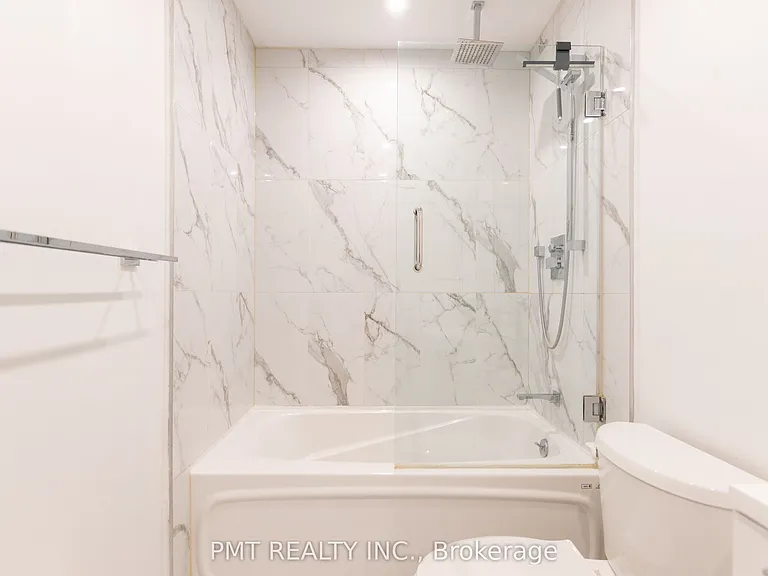 36 Charlotte St #401 — Photo 12