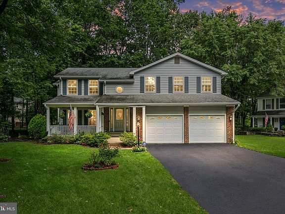 4th image of 2822 Chasbarb Ct
