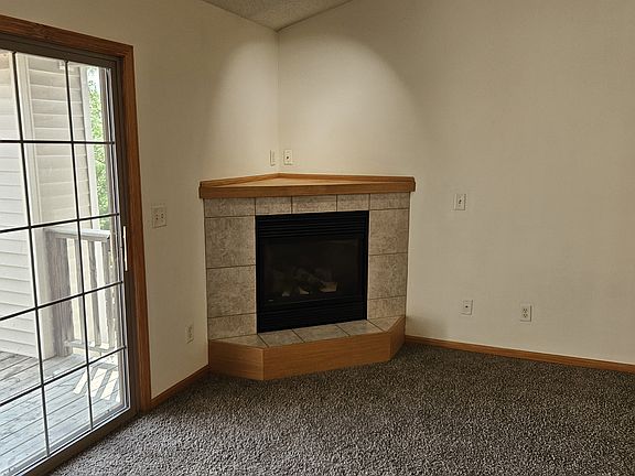 5th image of 2874 Coral Ct APT 304
