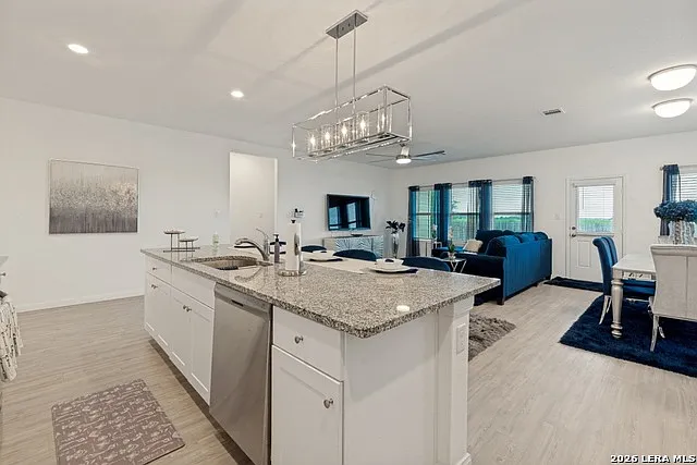 227 Cordova Xing — Photo 7