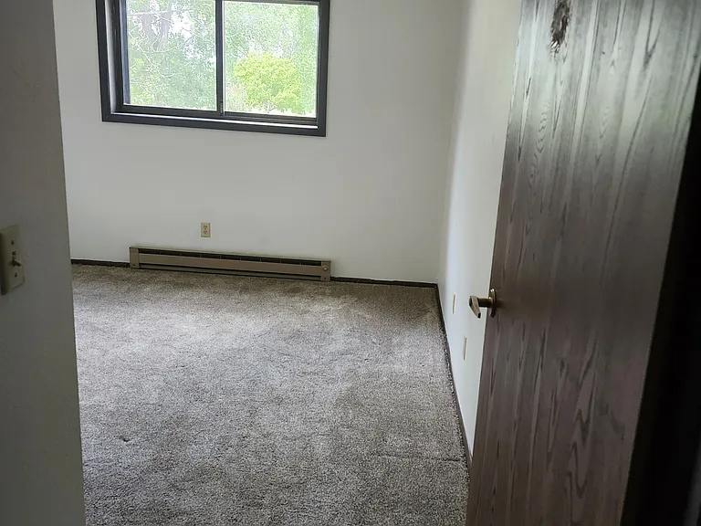 515 22nd Ave W #213 — Photo 8