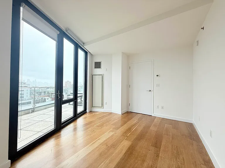 491 Keap St #12E — Photo 17