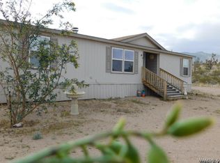 17177 N Lost Mine Dr, Dolan Springs, AZ 86441