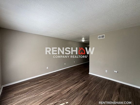 2nd image of 659 McConnell St