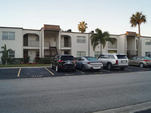 7701 Starkey Rd APT 408, Seminole, FL 33777