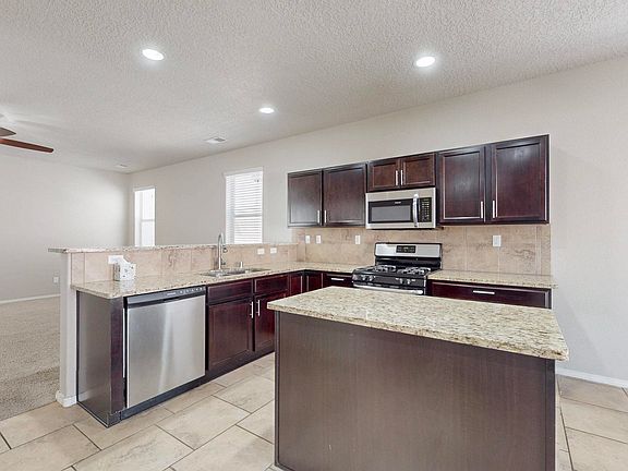 4th image of 8815 Zephyr Pl NW
