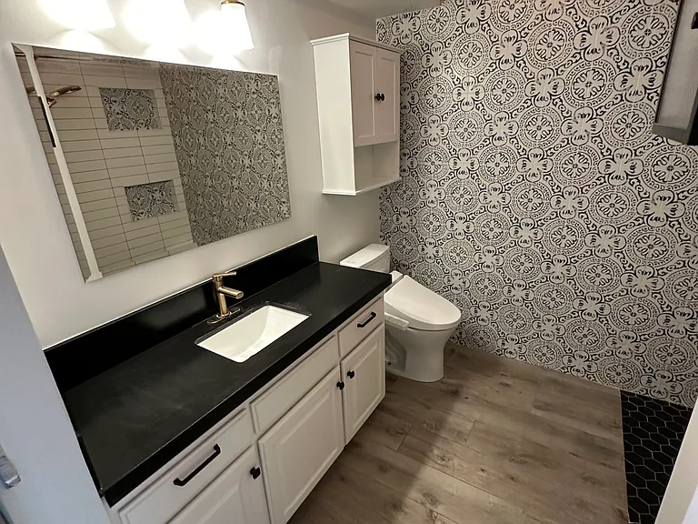 7668 Baypoint Dr #101 — Photo 11