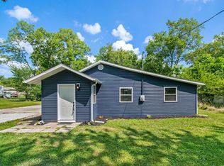 8 Ems B61 Ln, Warsaw, IN 46582