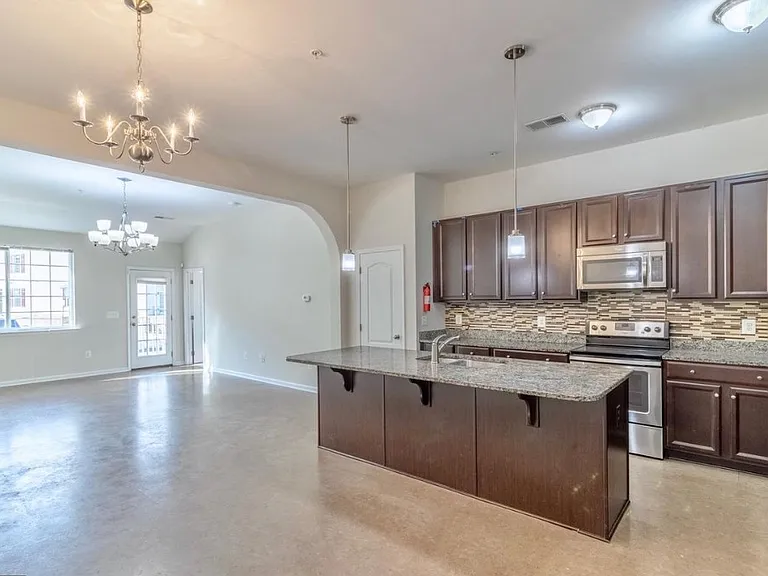 85 Strother Ln #203 — Photo 28