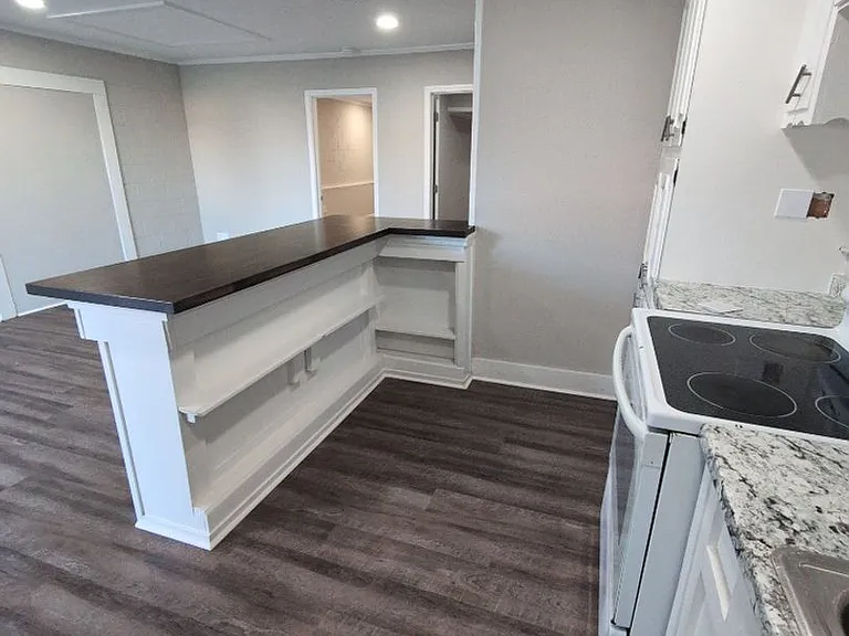 626 Power St — Photo 24