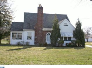 169 N Brewster Rd, Vineland, NJ 08361