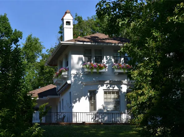 235 Bella Vista Dr, Bethlehem, PA 18017