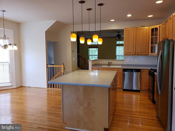 3rd image of 5062 Grimm Dr