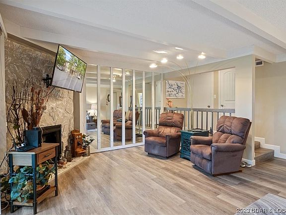 4th image of 66 Waters Edge Ct Unit 16-1