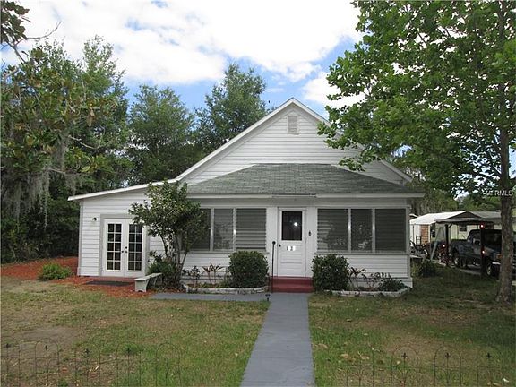5th image of 1025 E Orange Ave