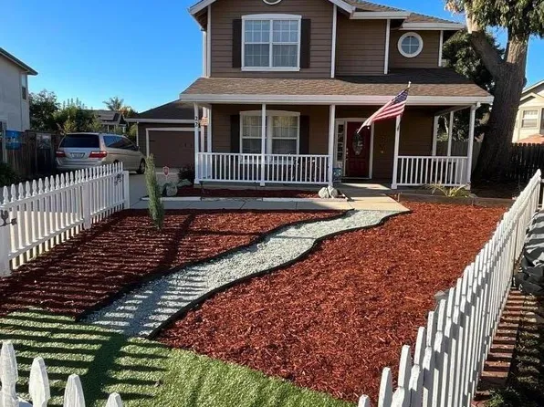 22 Westfield Cir, Salinas, CA 93906