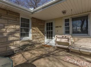 8670 Thorpe St, De Soto, KS 66018