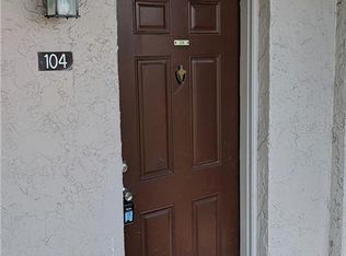 9113 W Hillsoborough Ave #J104, Tampa, FL 33615