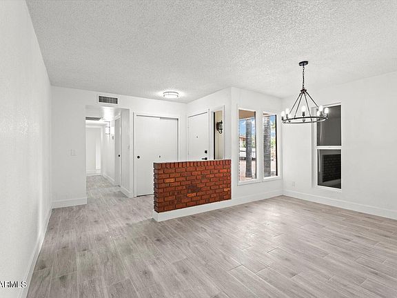 3rd image of 12202 N 36TH Drive