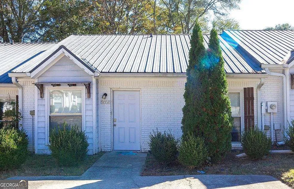 8658 Ashley Way photo 1