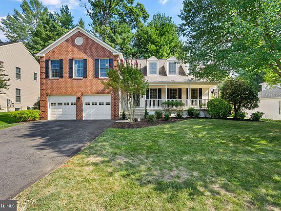 3rd image of 13938 S Springs Dr