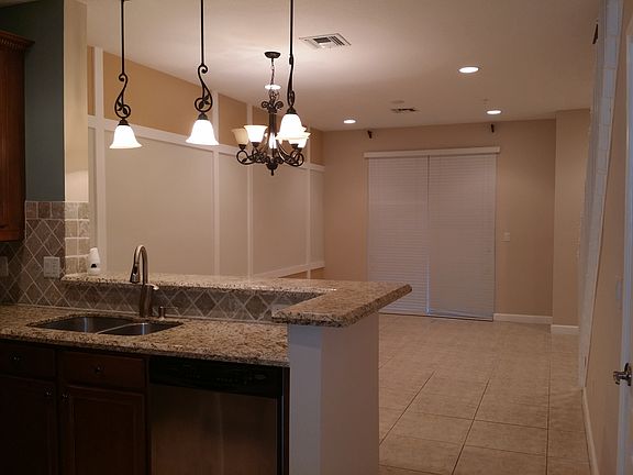 5th image of 2606 SW 81st Ter