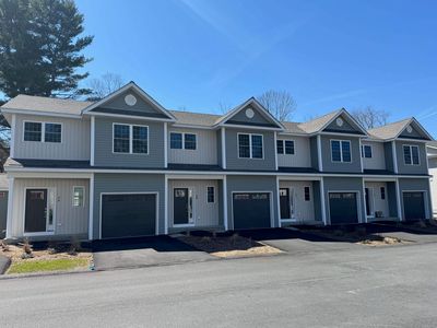 3C Dearborn Circle, Goffstown, NH, 03045