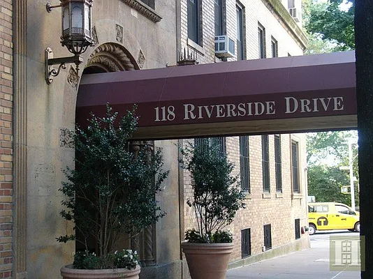 Sold by Halstead Real Estate | media 18