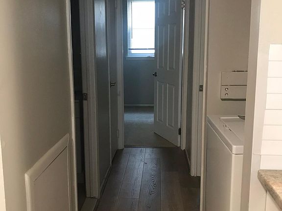 5th image of 4614 Silverwood St Floor 2