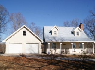 9995 Nashville Hwy, Baxter, TN 38544