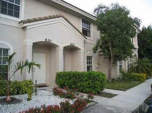 822 Summit Lake Dr — Photo 1
