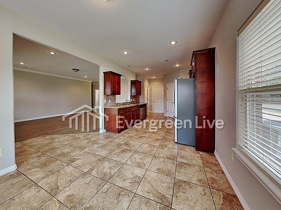 4th image of 1507 W Kelley Dr